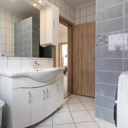 Brecic 2 Apartman Kastela