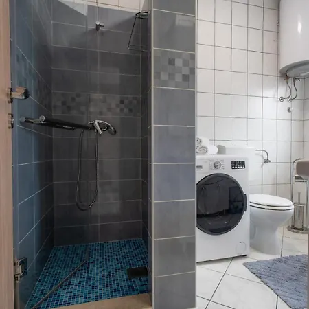 Brecic 2 Apartman Kastela